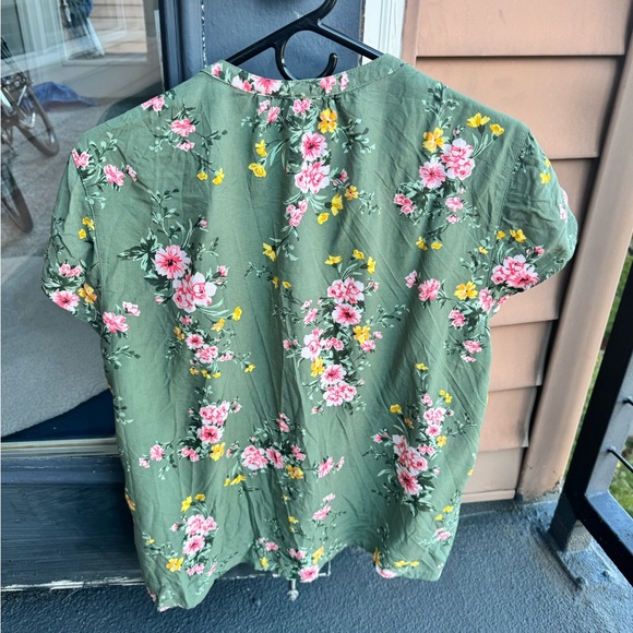 Old Navy Floral Button Up - Picture 2 of 2